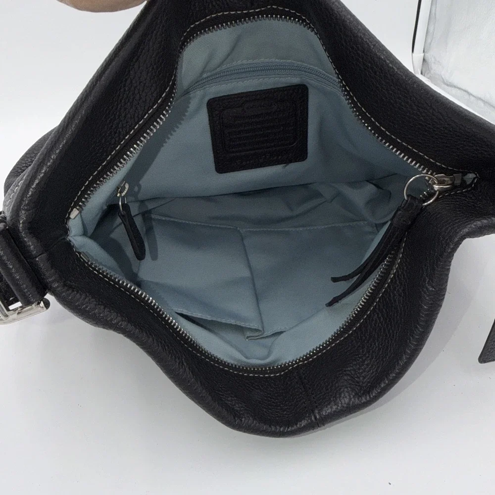 COACH Black Pebble Leather Duffle Crossbody Shoulder Purse Bag F15064 Medium-Lrg - Picture 10 of 16